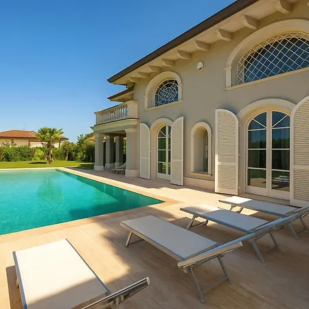 Dei Marmi, Pool & Garden فيلة فورتي دي مارمي